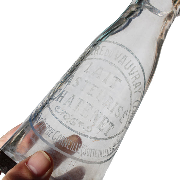 Ancienne bouteille de lait en verre / Laiterie Chatenet à Saint Pierre du Vauvray ( Eure )