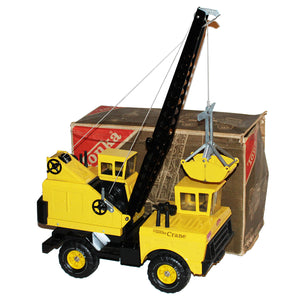 Vintage toy Tonka crane truck Mighty Crane 3940 with original box (1976)