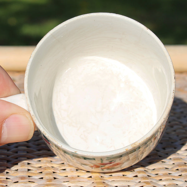 Ancienne tasse à café en faïence / modèle à fleurs art déco
