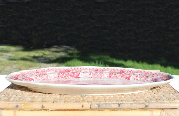 Ancien plat de service ovale 40 cm en faïence de Villeroy & Boch modèle Burgenland rouge