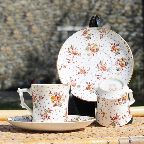 Duo de tasses à café anciennes + soucoupes de Gien modèle petites fleurs