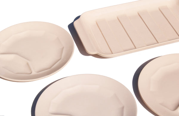 Ancien service à asperges / 6 assiettes + plat en faïence de Digoin Sarreguemines coloris rose poudré