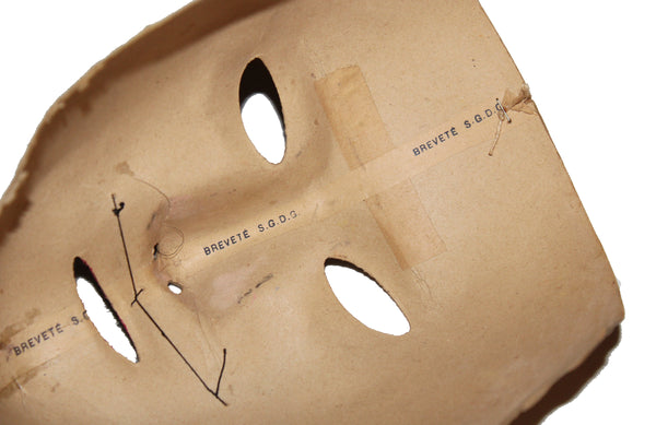 Masque ancien en carton bouilli – Carnaval – Moustache – Breveté S.G.D.G.