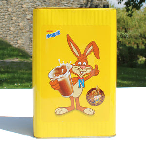 Grande boîte publicitaire Nesquik vide en tôle modèle Collector Box ( 2011 )