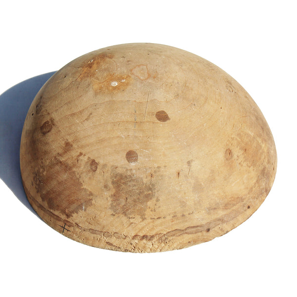 Ancienne petite marotte / forme à chapeau béret de chapelier en bois