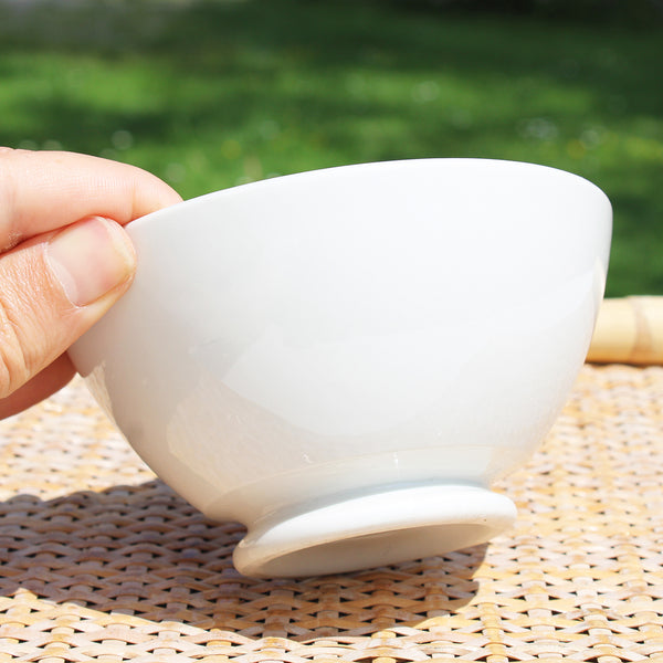 Bol vintage en porcelaine opaque de Sarreguemines coloris blanc cassé shabby