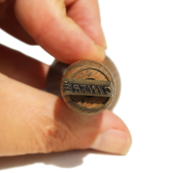 Ancien tampon postal PTT réformé en bronze / Ville de Cintré en Ille-et-Vilaine