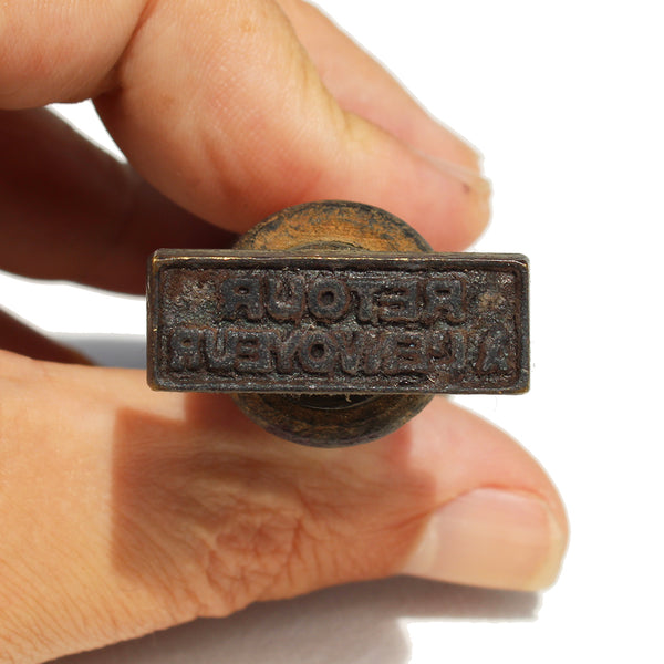 Ancien tampon postal PTT réformé en bronze / Retour à l'envoyeur