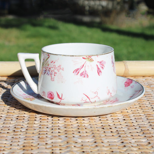 Tasse à café et soucoupe Creil & Montereau – modèle Indienne – Terre de Fer