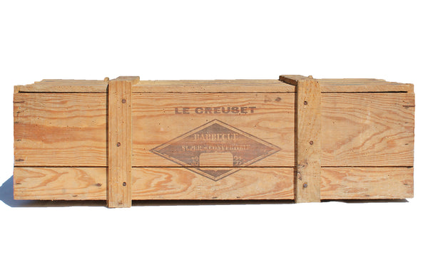 Grande caisse de transport en bois publicitaire pour Barbecue Le Creuset / 1966