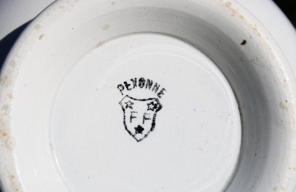 Broc ancien en faïence blanche – Pexonne FF – Anse en forme de tête de serpent