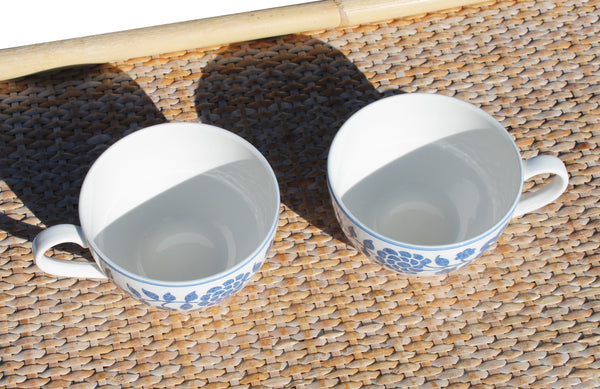 Paire de tasses à déjeuner / thé Villeroy & Boch – modèle Montana – motif floral bleu – porcelaine premium
