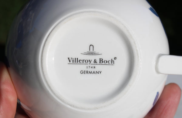 Paire de tasses à déjeuner / thé Villeroy & Boch – modèle Montana – motif floral bleu – porcelaine premium