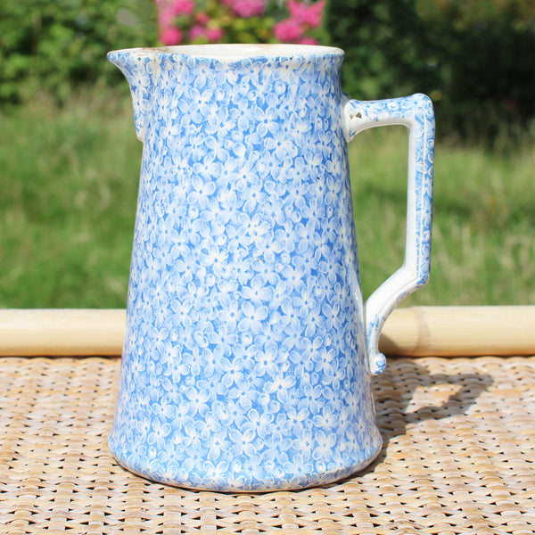 Ancien petit pichet / pot à lait 14 cm / U & C Sarreguemines / modèle Perse F coloris bleu