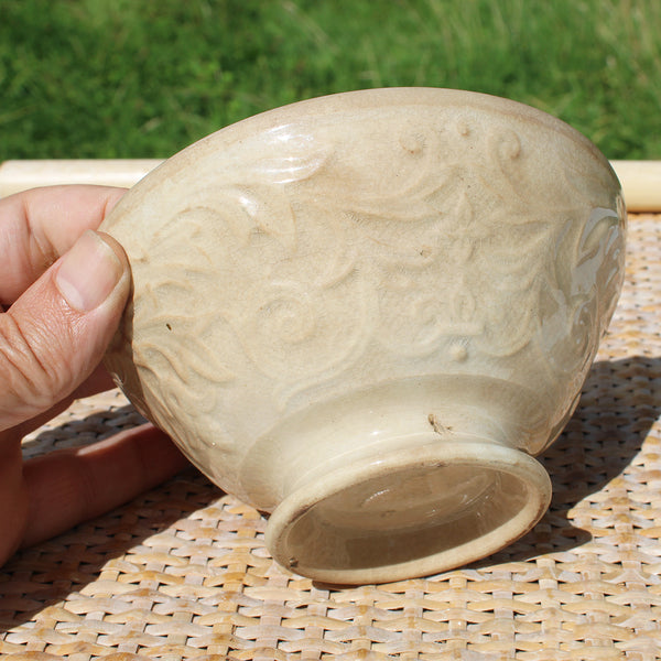 Ancien bol en faïence patinée / en barbotine d'Onnaing ? / Fleur de lys / no Creil