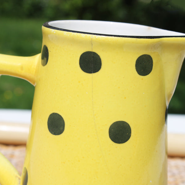 Ancien pichet / pot à lait 13 cm / Sarreguemines / Digoin modèle Confettis pois noirs / coloris jaune
