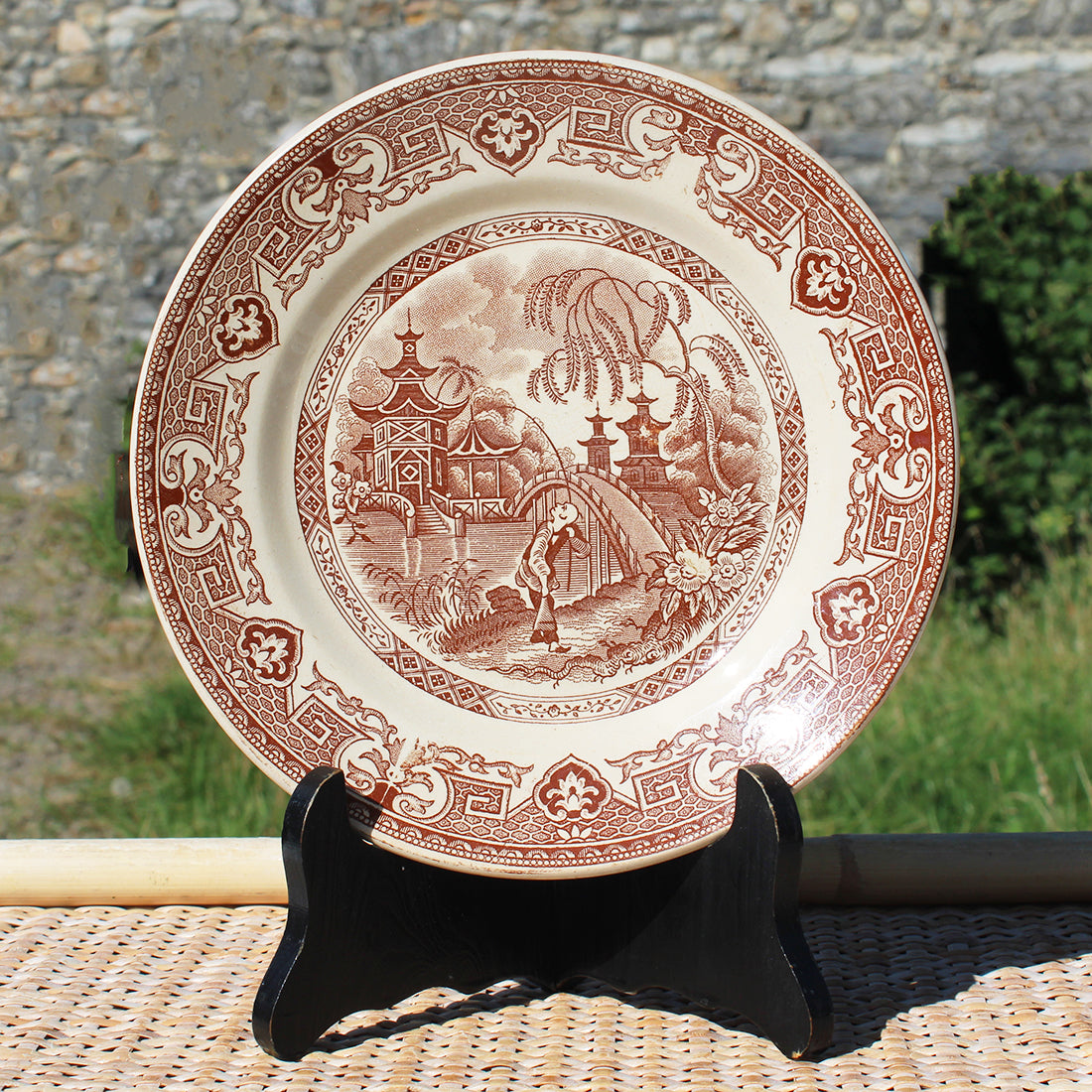 Ancienne assiette à dessert 20.5 cm en faïence de U & C Sarreguemines modèle Yeddo