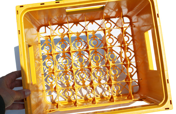 Caisse casier / distributeur à bouteilles vintage Pepsi Cola en plastique jaune