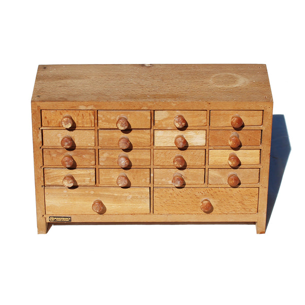 Petit meuble de métier Manufrance / layette d'horloger vintage en bois / modèle à 18 tiroirs