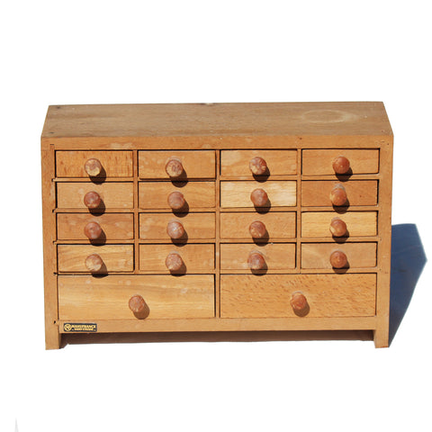 Petit meuble de métier Manufrance / layette d'horloger vintage en bois / modèle à 18 tiroirs