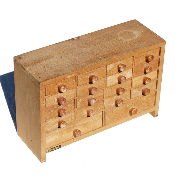 Petit meuble de métier Manufrance / layette d'horloger vintage en bois / modèle à 18 tiroirs