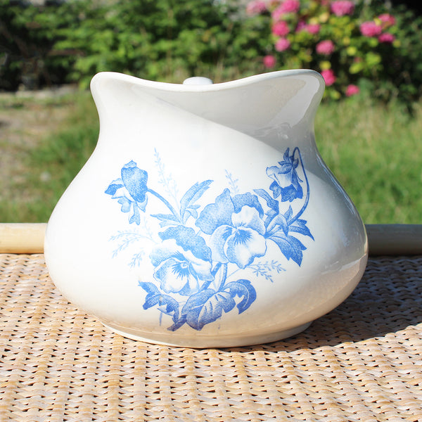 Ancien broc de toilette en faïence de Salins modèle à décor floral