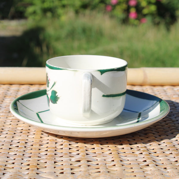 Ancienne tasse à café + soucoupe en faïence de Digoin Sarreguemines modèle Monique