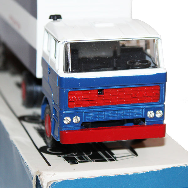 Véhicule miniature 1:50 camion Lion Car n° 59 / DAF Trucks / en boîte / no Dinky Toys Norev