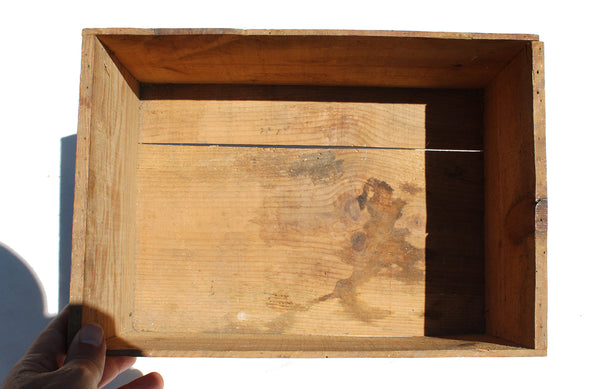 Ancienne petite caisse publicitaire en bois / Beurre extra-fin Entremont