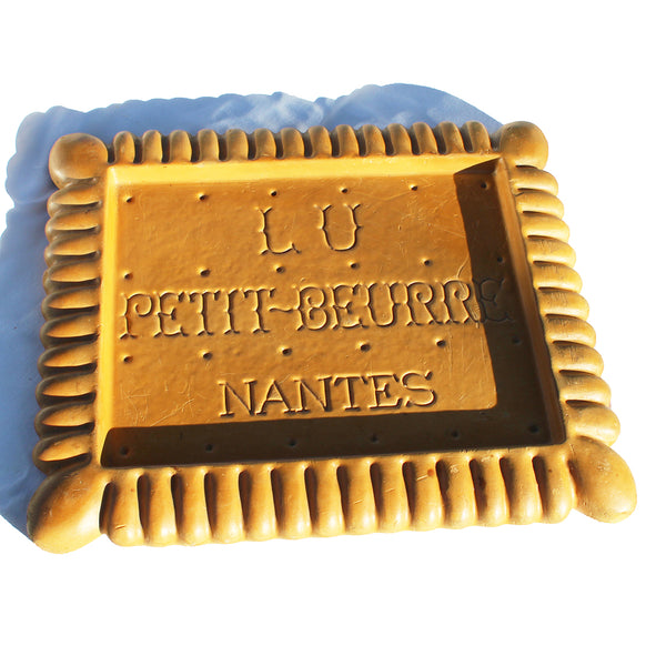Plateau publicitaire vintage en polyuréthane 41 cm x 36 cm / LU Petit Beurre Nantes