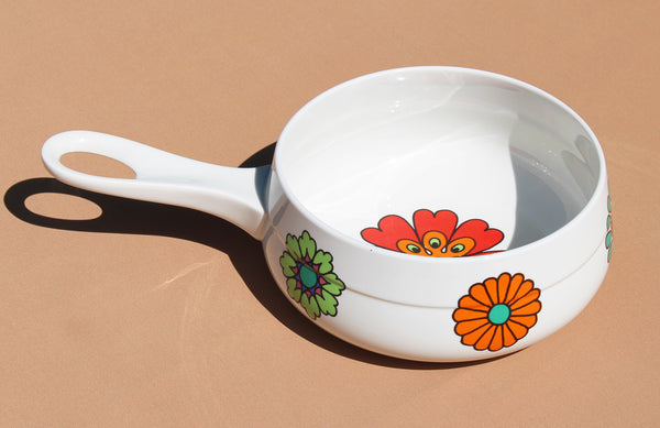 Caquelon + 5 poêlons vintage en vitro porcelaine Villeroy & Boch modèle Flower Power