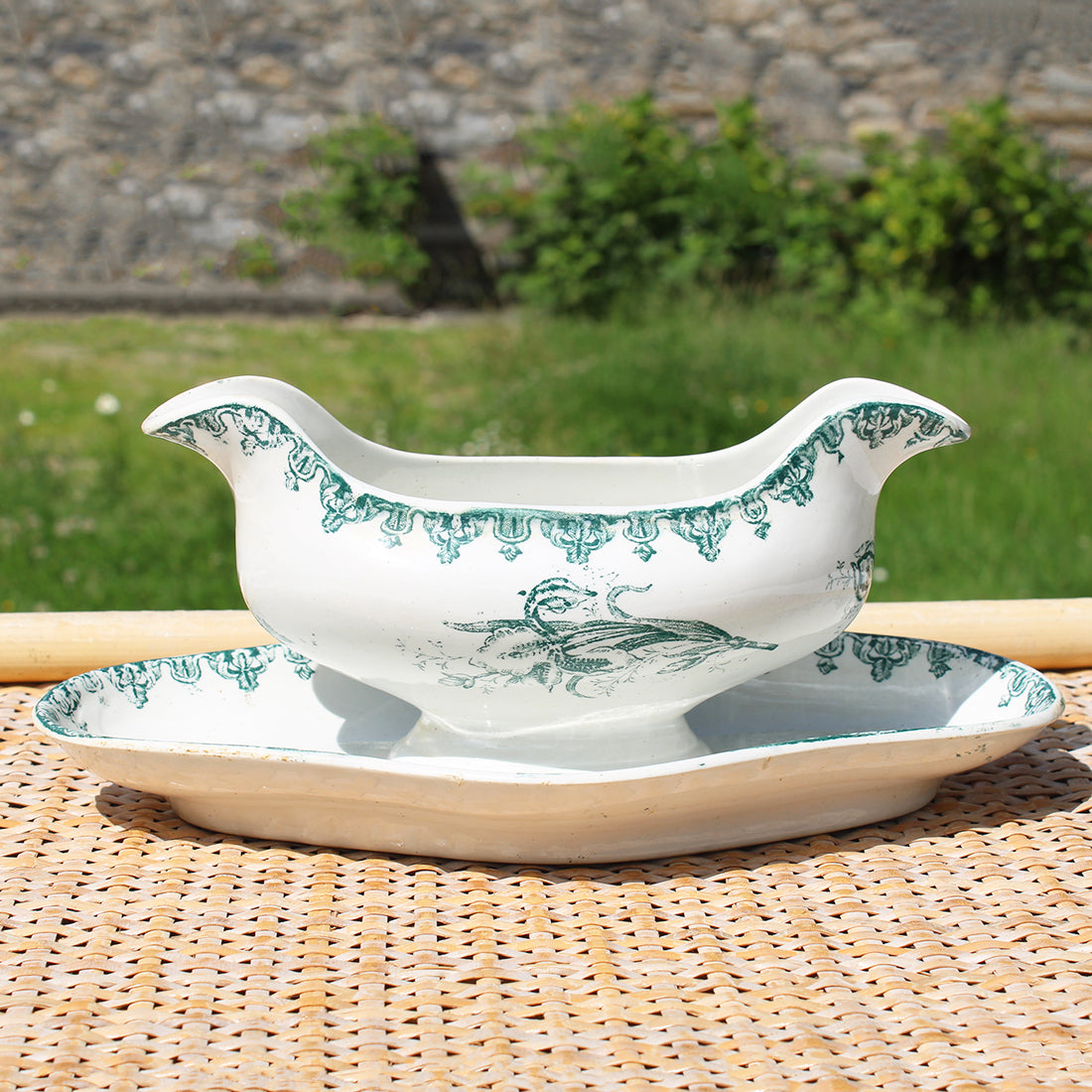 Ancienne saucière en faïence de Sté Amandinoise modèle Iris