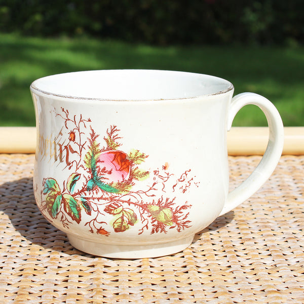 Grande tasse à chocolat en terre de fer modèle " Souvenir " / Roses / Art Nouveau