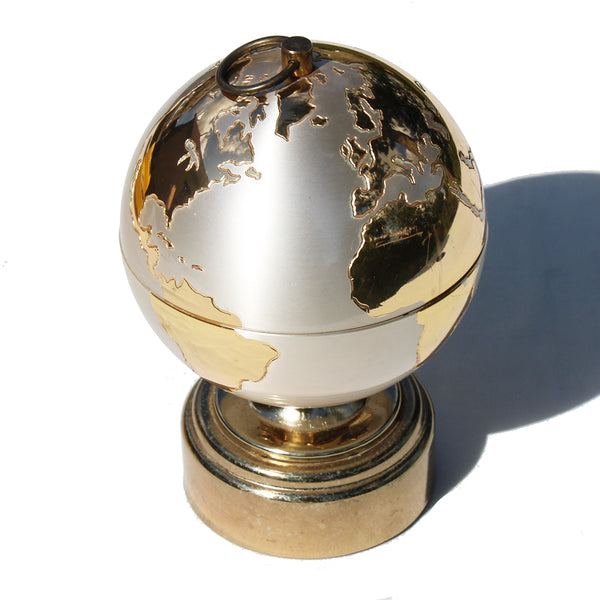 Distributeur de cigarettes / Boîte à musique vintage / Globe terrestre