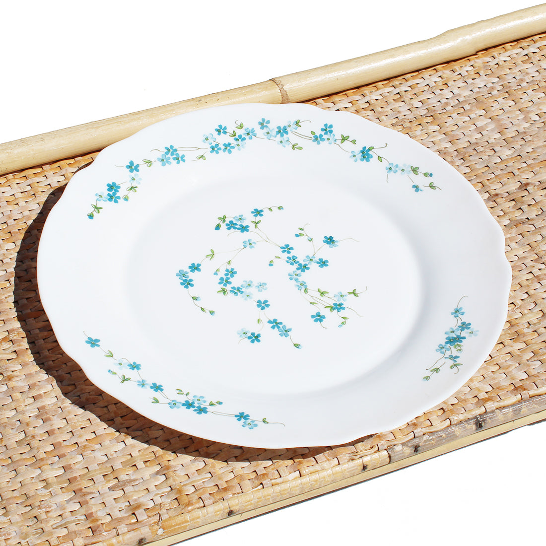 Plat rond / assiette de présentation 29 cm en Arcopal / modèle Veronica / Myosotis