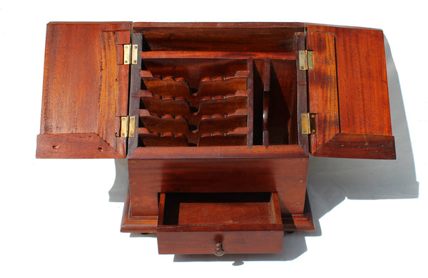 Ancien petit meuble de notaire / Trieur / Boîte d'écriture / à courrier