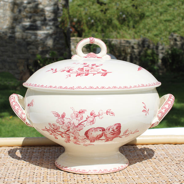 Grande soupière ancienne en faïence de Sarreguemines modèle Favori