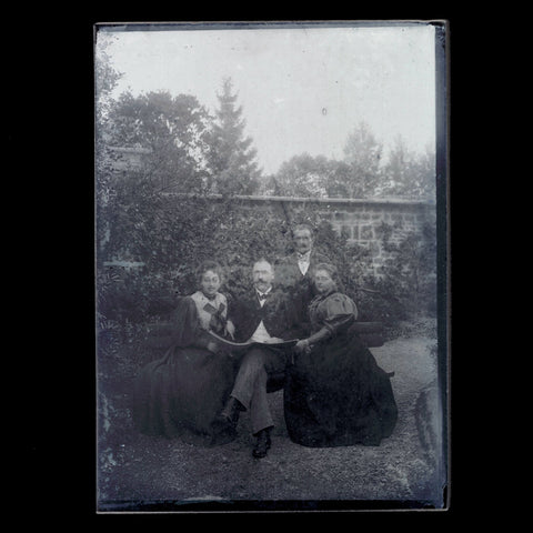 Négatif 18 x 13 / Ancienne photo plaque de verre / Famille bourgeoise / Femmes