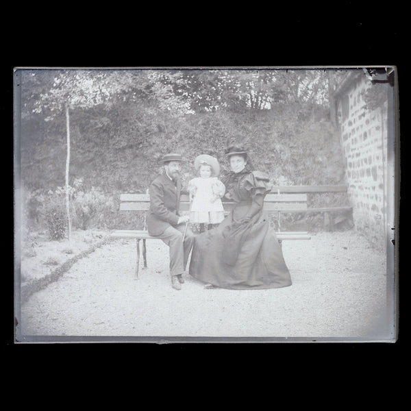 Négatif 18 x 13 / Ancienne photo plaque de verre / Famille bourgeoise / Couple
