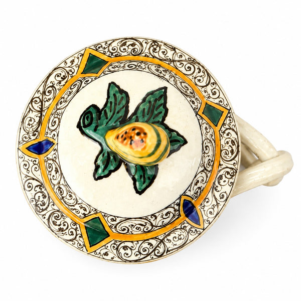 Ancien pot à crème couvert en faïence de Gien, décor style Henri II