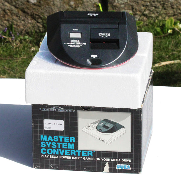 Adaptateur Megadrive pour jeux Master System Converter Sega en boîte