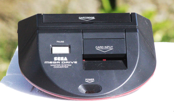 Adaptateur Megadrive pour jeux Master System Converter Sega en boîte