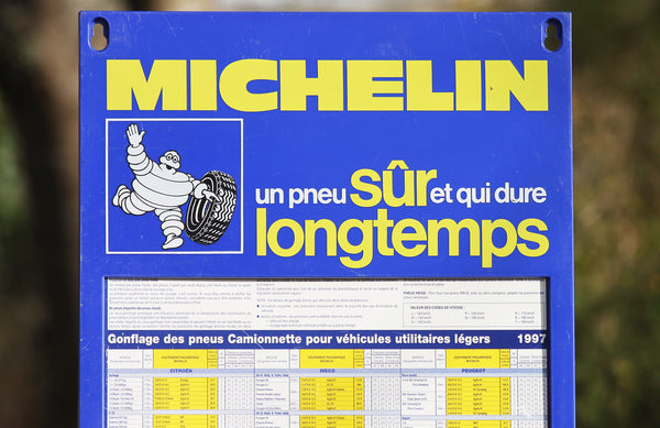Panneau publicitaire Michelin vintage tableau de gonflage des pneus Camionnette de 1997