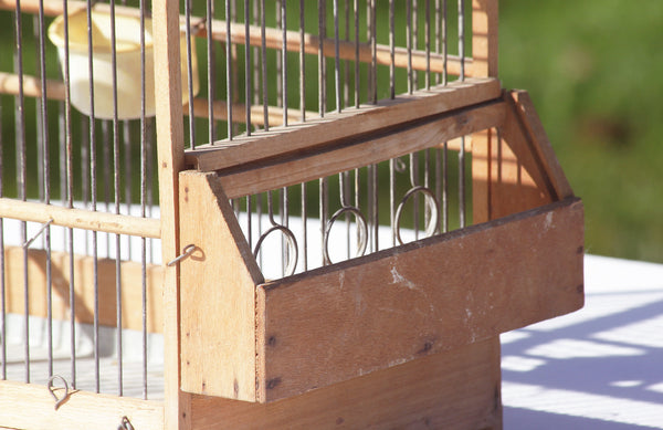 Cage à oiseaux ancienne en bois du milieu du XXème siècle