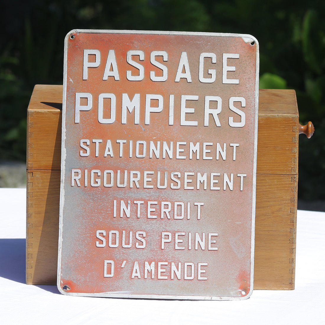 Plaque en tôle d'alu d'interdiction vintage Passage Pompiers Stationnement rigoureusement interdit sous peine d'amende