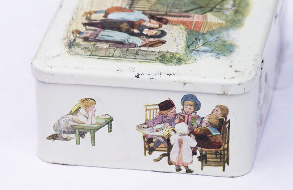 Boîte à biscuits en tôle vintage Massilly décor d'enfants d'avant