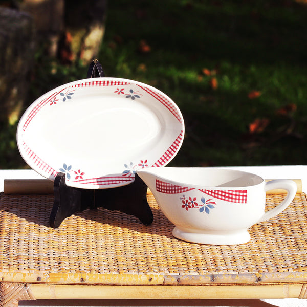 Ancienne saucière + soucoupe en faïence de Digoin Sarreguemines modèle Françoise