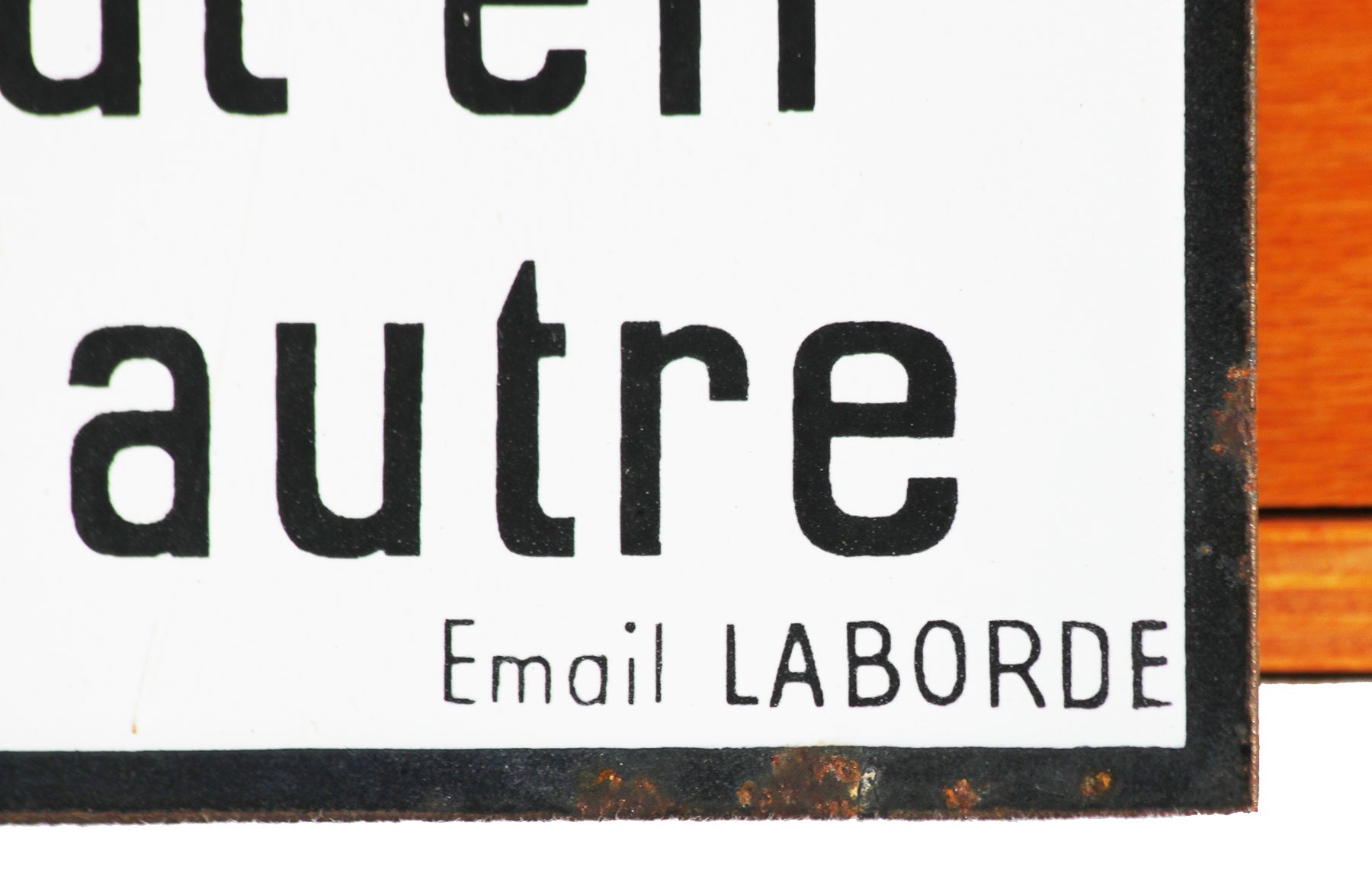 Ancienne plaque émaillée UN TRAIN PEUT en CACHER un AUTRE
