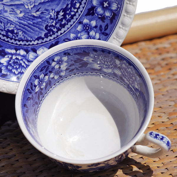 Tasse à thé ancienne en faïence de Villeroy & Boch Mettlach modèle Rusticana