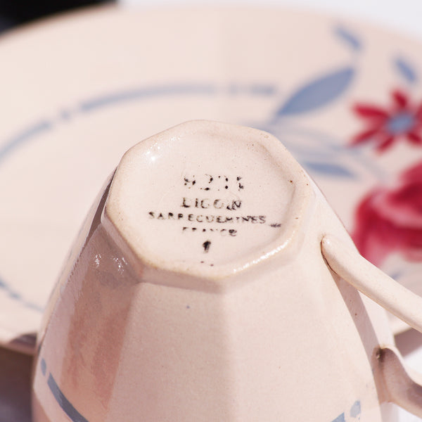 Duo de tasses à café anciennes + soucoupes en faïence de Digoin Sarreguemines modèle rose poudré 9234